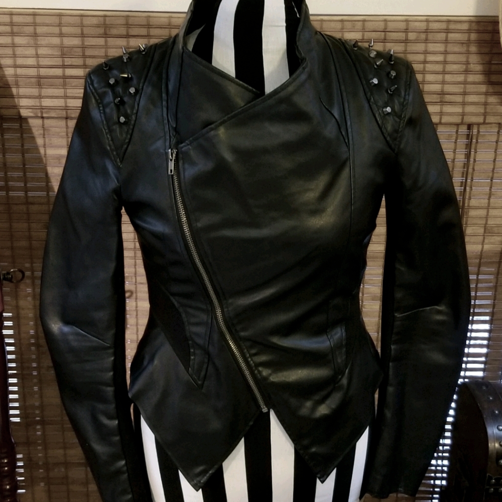Black Pleather Spiked Shoulder Zip Up Jacket